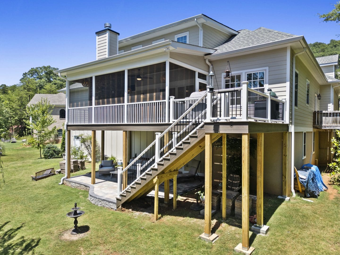 Your Ultimate Outdoor Retreat: Screened Porch with Fireplace and Trex Deck 1